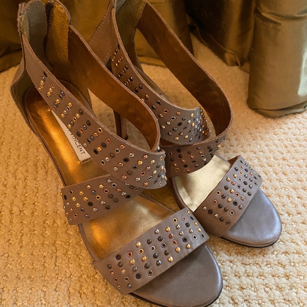 Vero Cucio Heels